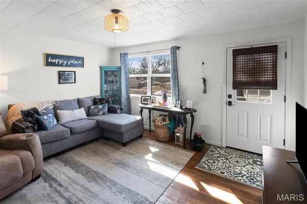 $169,900 | 706 Merlin Court, Troy, IL 62294