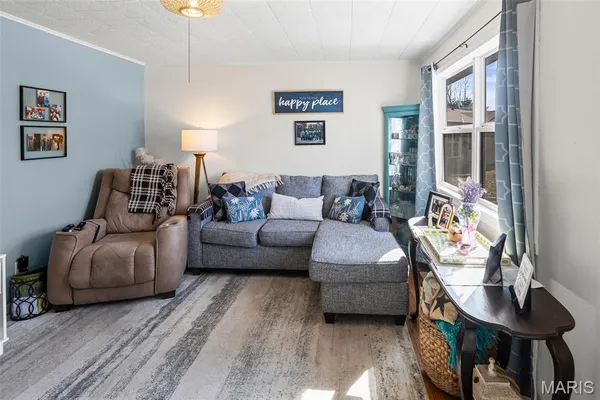 $169,900 | 706 Merlin Court, Troy, IL 62294