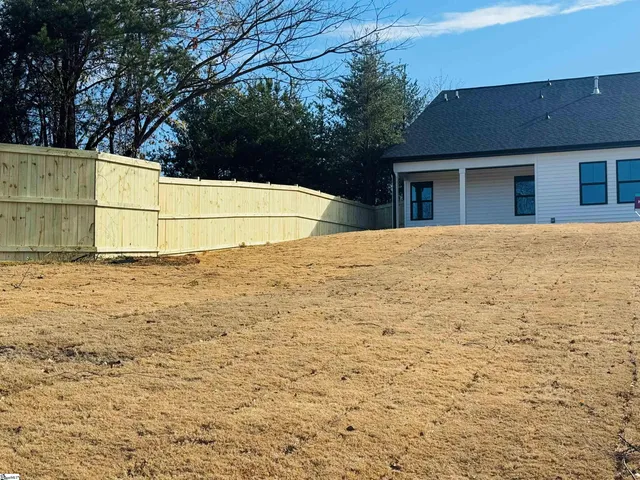 $490,000 | 200 Highland Street, Taylors, SC 29687