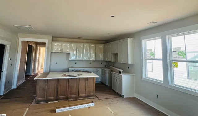 $490,000 | 200 Highland Street, Taylors, SC 29687