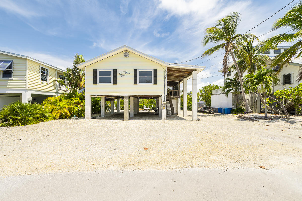 993 Indies Road