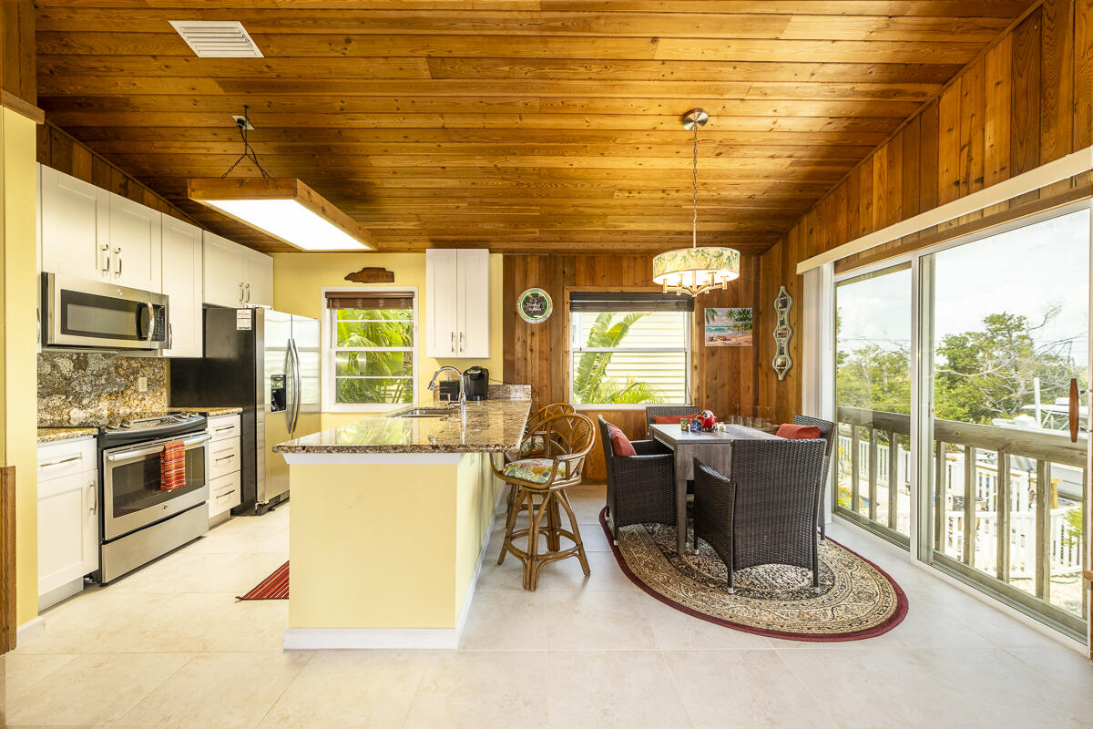 993 Indies Road Summerland Key, FL 33042 - Photo 12 of 43 993 Indies Road