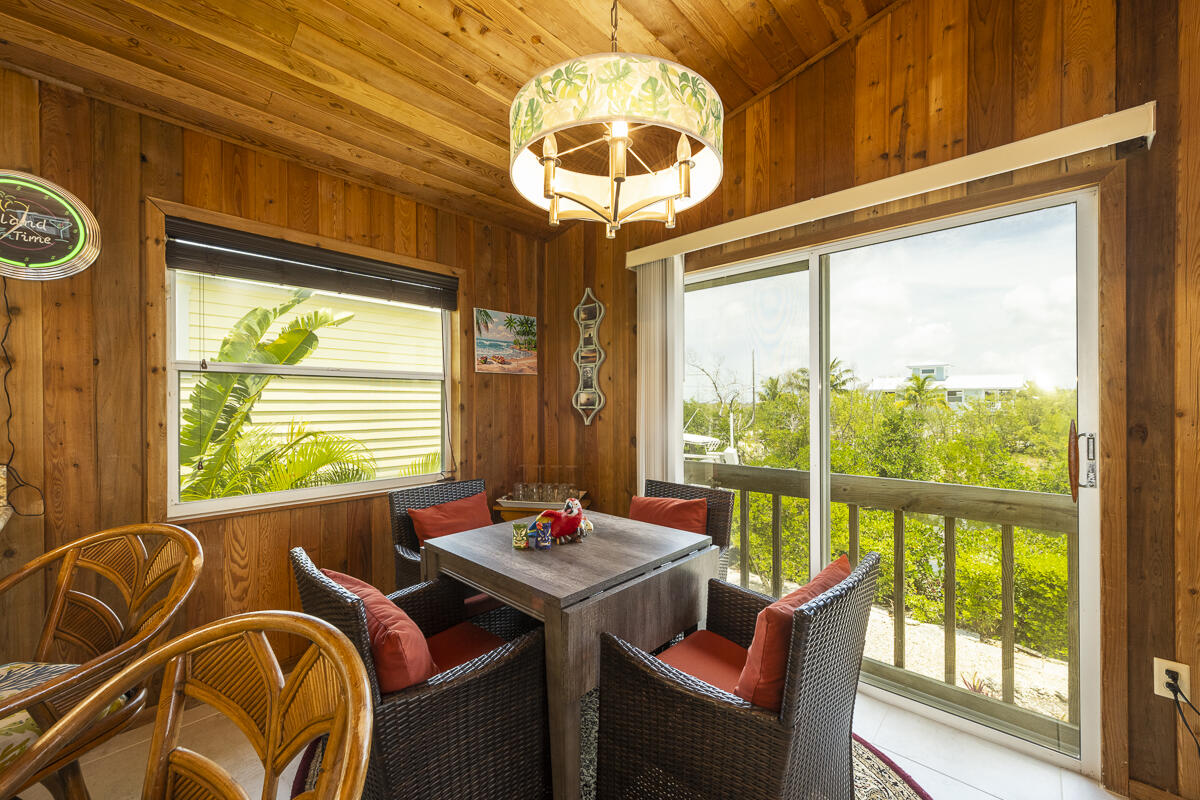 993 Indies Road Summerland Key, FL 33042 - Photo 17 of 43 993 Indies Road