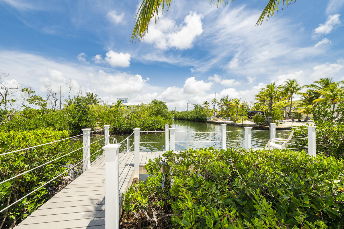 993 Indies Road Summerland Key, FL 33042 - Photo 40 of 43 993 Indies Road