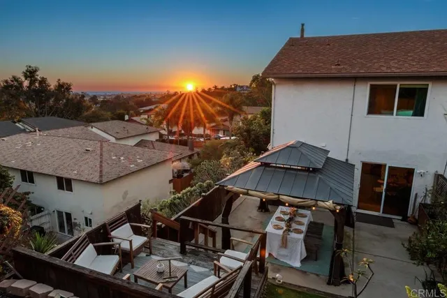 $720,000 | 2128 Via Sonora, Oceanside, CA 92054