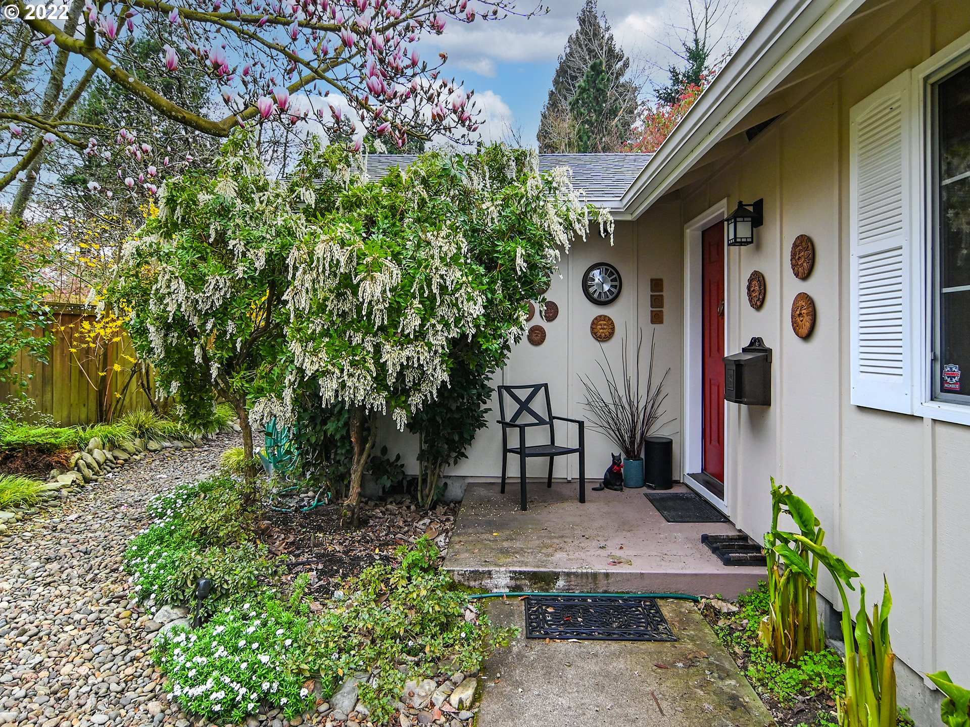2207 Jeppesen Acres Road Eugene, OR 97401 - Photo 1 of 32 Gallery Image 1