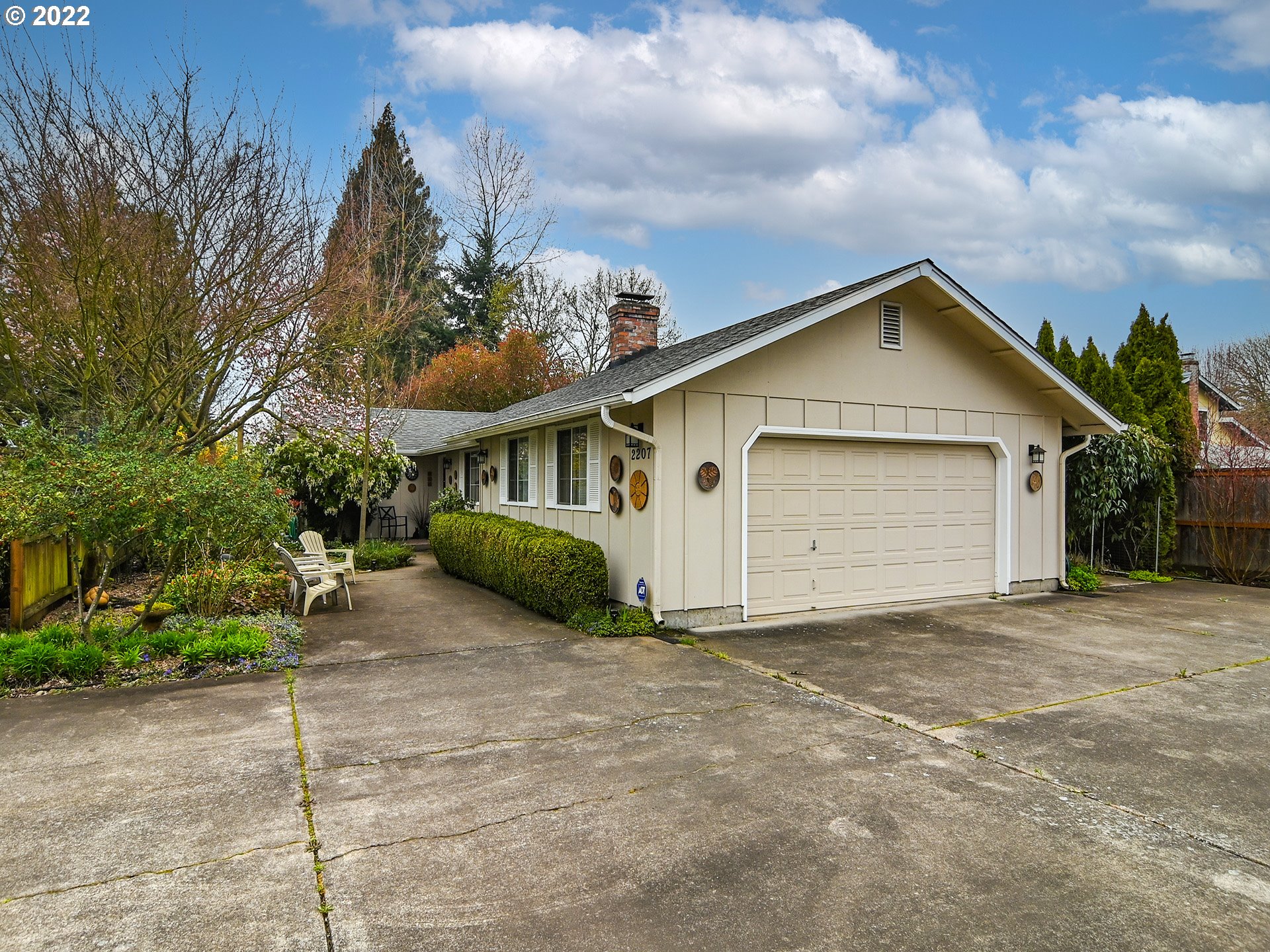2207 Jeppesen Acres Road Eugene, OR 97401 - Photo 30 of 32 Gallery Image 30