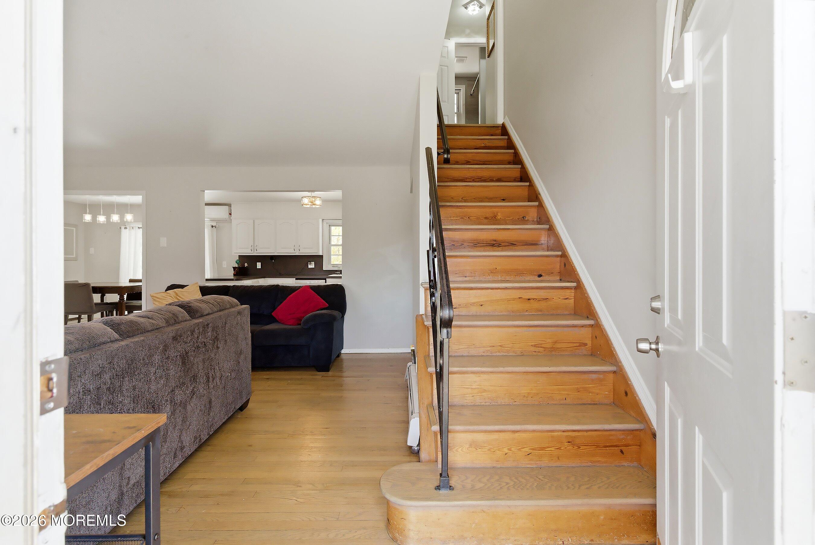 1546 Dee Road Forked River, NJ 08731 - Photo 6 of 23 07-Foyer