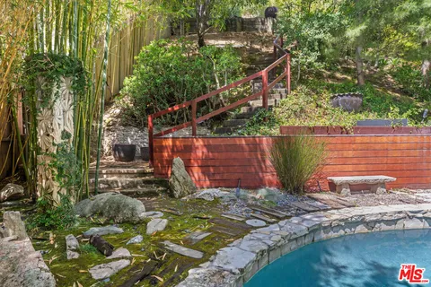 $2,995,000 | 2617 Harlesden Court, Los Angeles, CA 90046