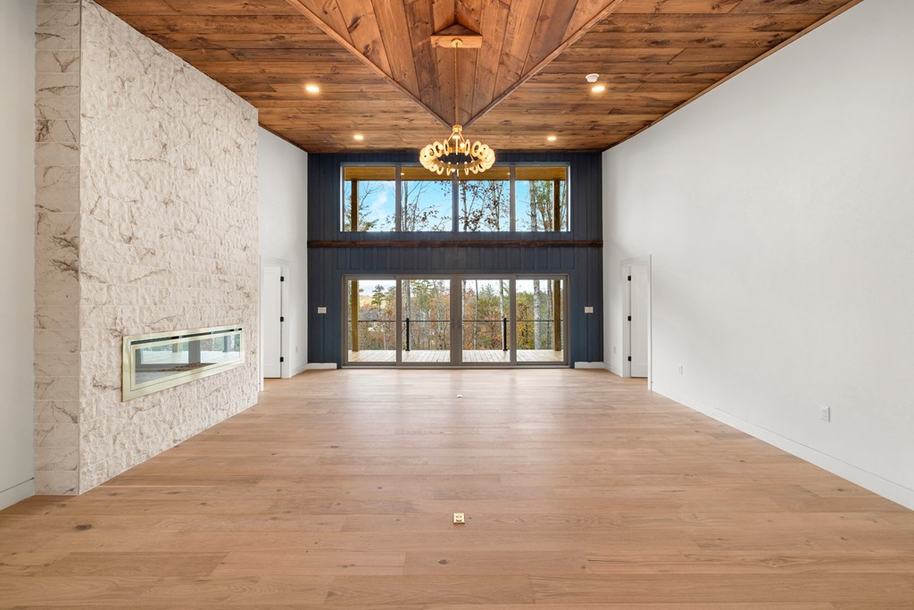 1713 Old Northcutt Road Ellijay, GA 30536 - Photo 5 of 45 an empty room with windows