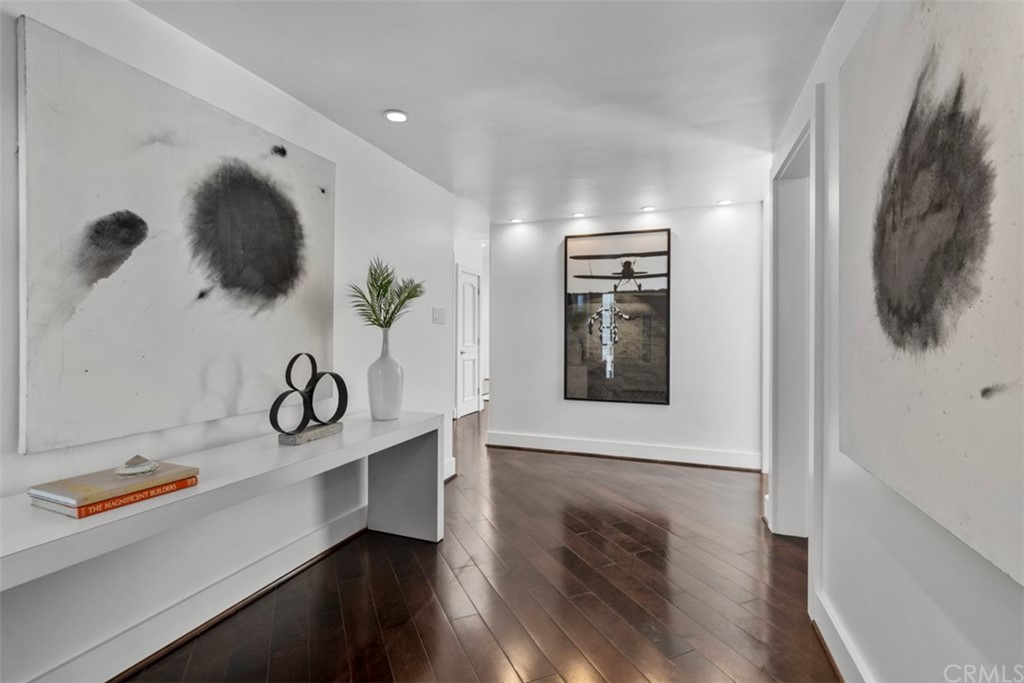 1941 Commodore Road Newport Beach, CA 92660 - Photo 2 of 45