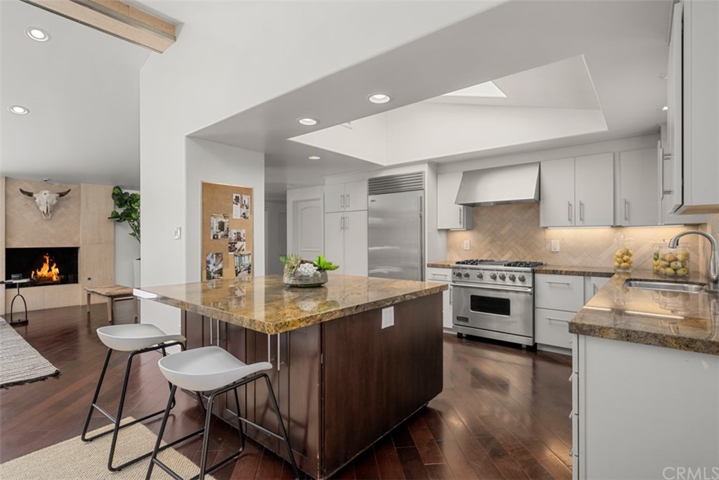 1941 Commodore Road Newport Beach, CA 92660 - Photo 15 of 45