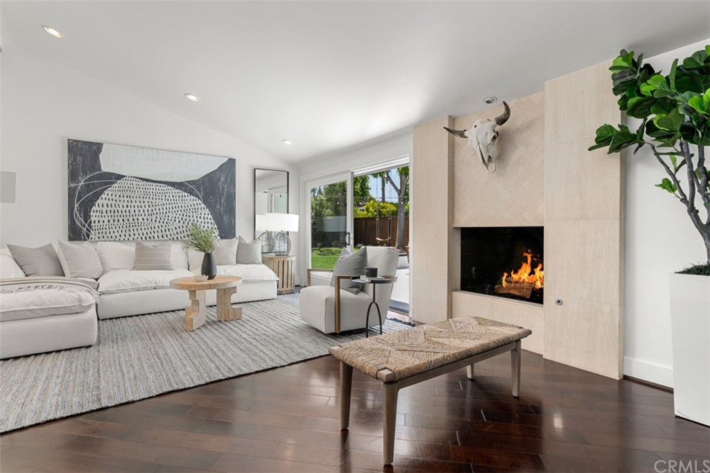 1941 Commodore Road Newport Beach, CA 92660 - Photo 6 of 45