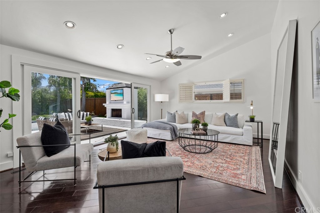 1941 Commodore Road Newport Beach, CA 92660 - Photo 10 of 45