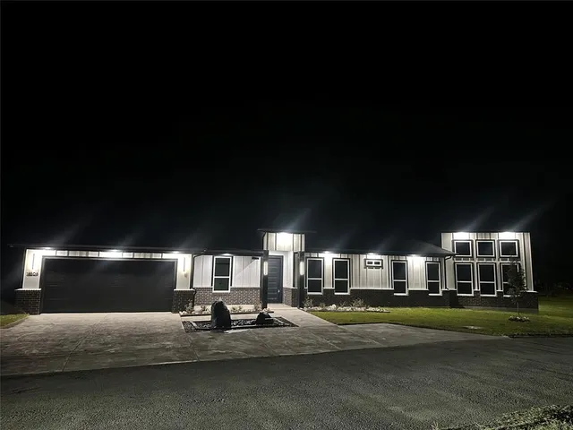 $574,900 | 18508 Hickory Circle, Kemp, TX 75143