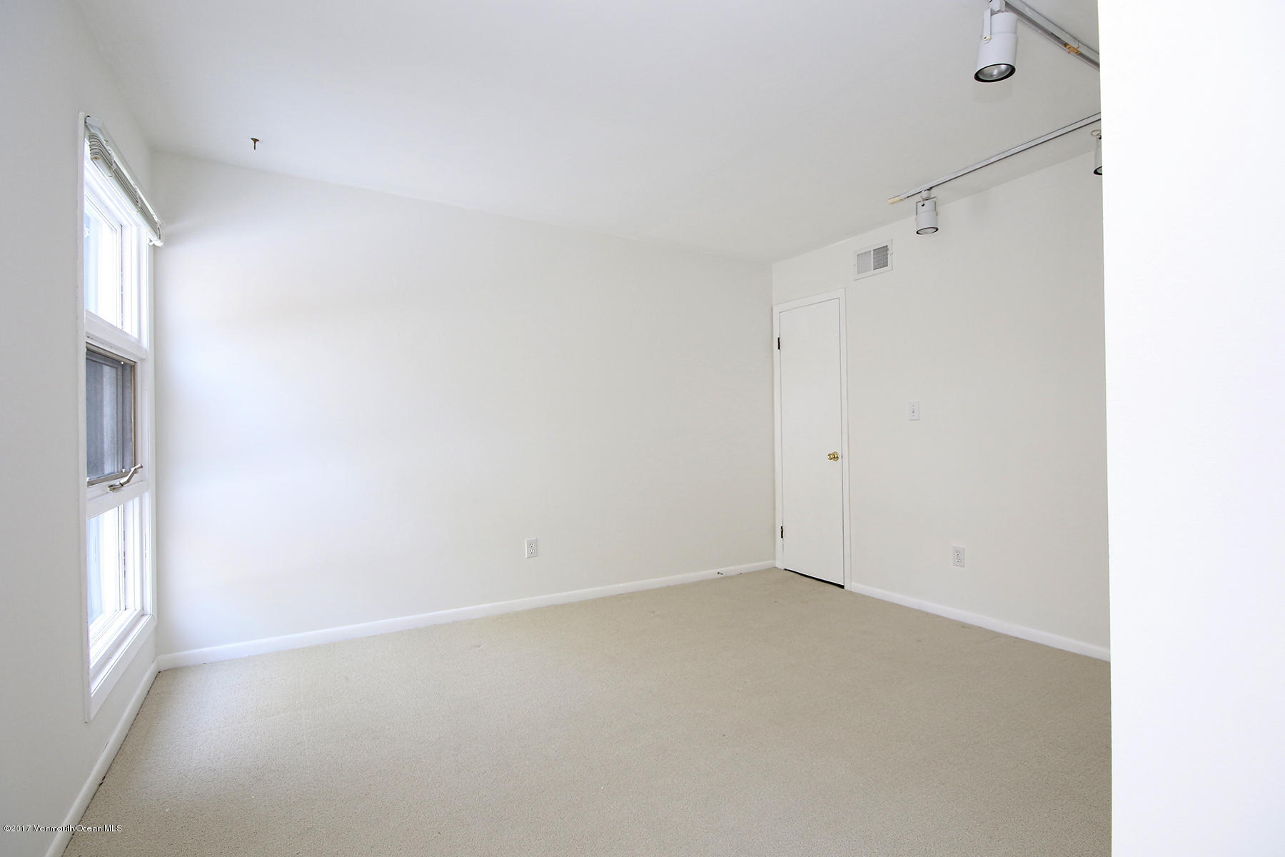 82 Reids Hill Road Morganville, NJ 07751 - Photo 20 of 24 OE1A9028
