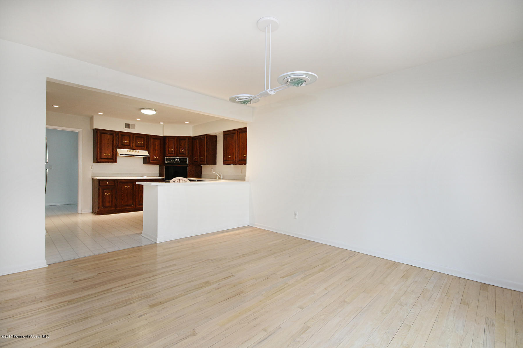 82 Reids Hill Road Morganville, NJ 07751 - Photo 5 of 24 OE1A8997