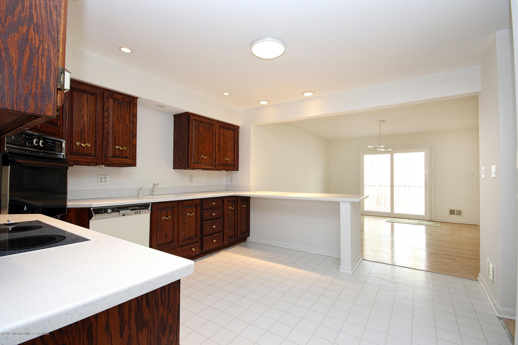 82 Reids Hill Road Morganville, NJ 07751 - Photo 6 of 24 OE1A9003