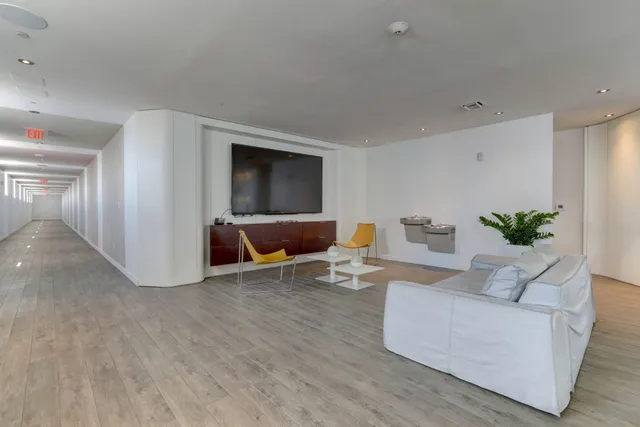 $425,000 | 2602 East Hallandale Beach Boulevard, Unit R2210, Hallandale Beach, FL 33009