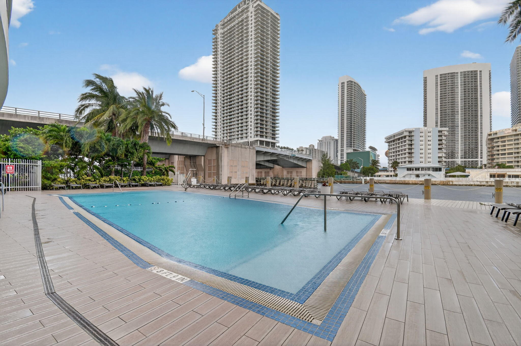 2602 East Hallandale Beach Boulevard, Unit R2210 Hallandale Beach, FL 33009 - Photo 48 of 107 114-web-or-mls-060_DSC_9523