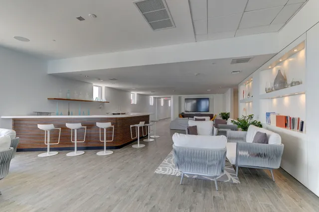 $425,000 | 2602 East Hallandale Beach Boulevard, Unit R2210, Hallandale Beach, FL 33009