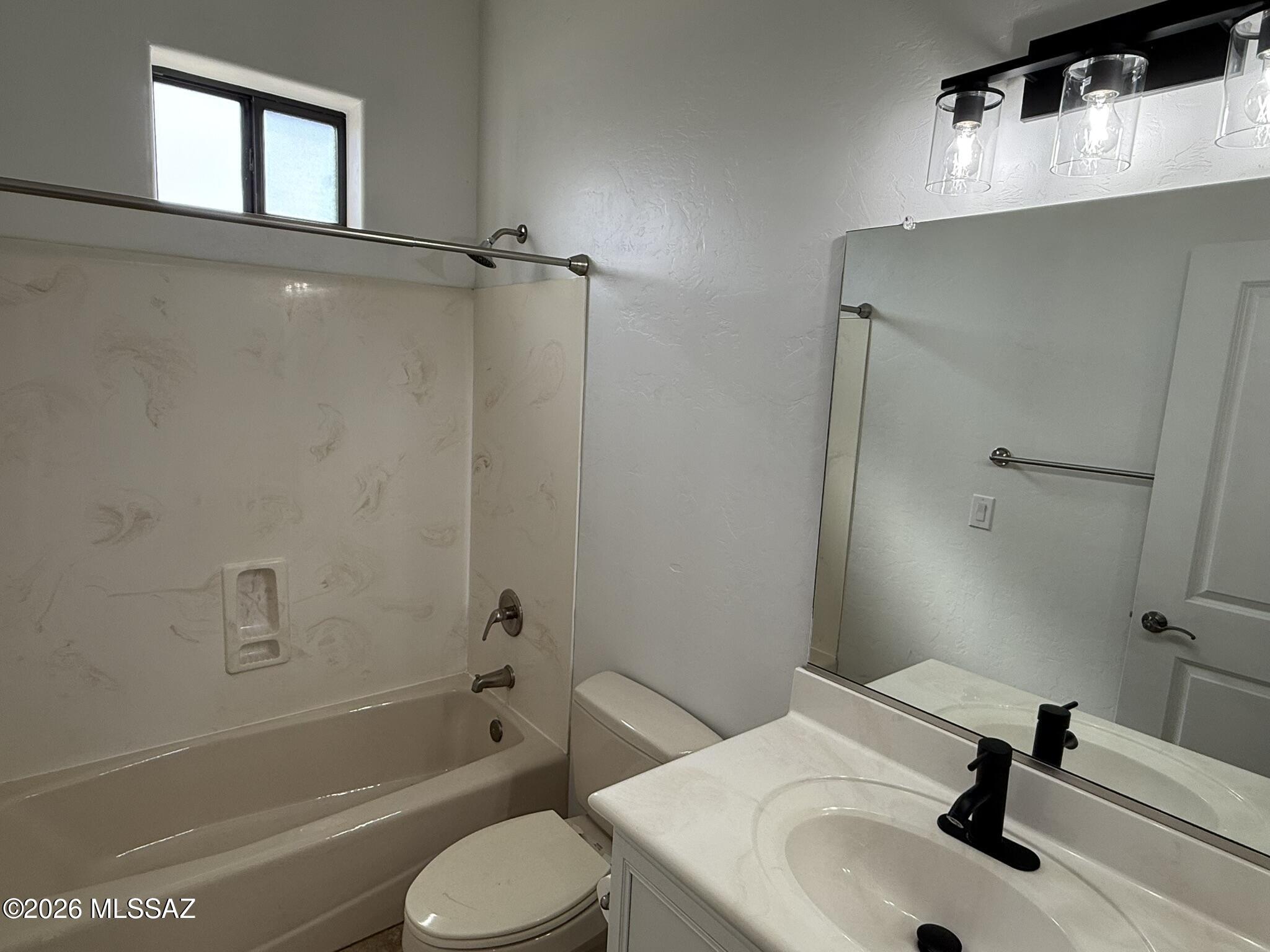 2028 East River Road, Unit 203 Tucson, AZ 85718 - Photo 18 of 36