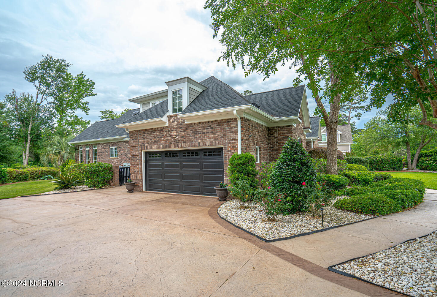 696 Ocean Ridge Parkway Southwest Ocean Isle Beach, NC 28469 - Photo 6 of 82 696 Ocean Ridge Pkwy SW Ocean-large-005-