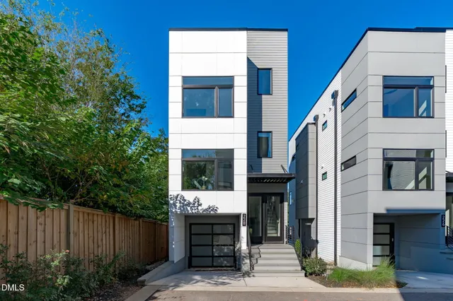a house view with a outdoor space