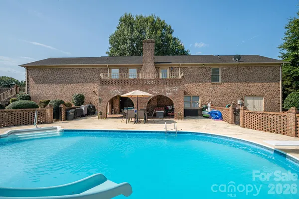 $565,000 | 1000 Country Club Drive, Cherryville, NC 28021