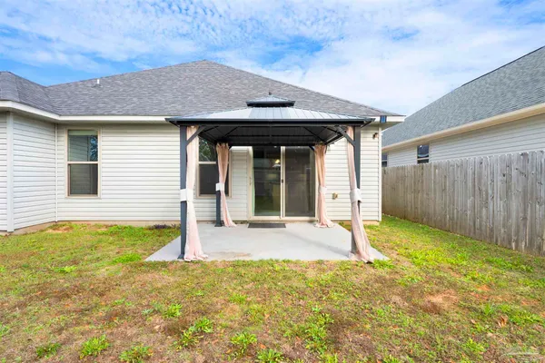 $2,000 | 10693 Trailblazer Way, Pensacola, FL 32506