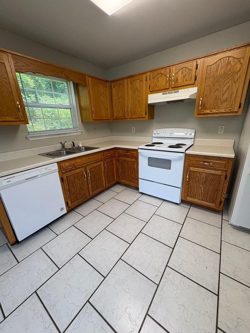 1106 Car Line Road, Unit B Rossville, GA 30741 - Photo 39 of 48 57837602_large