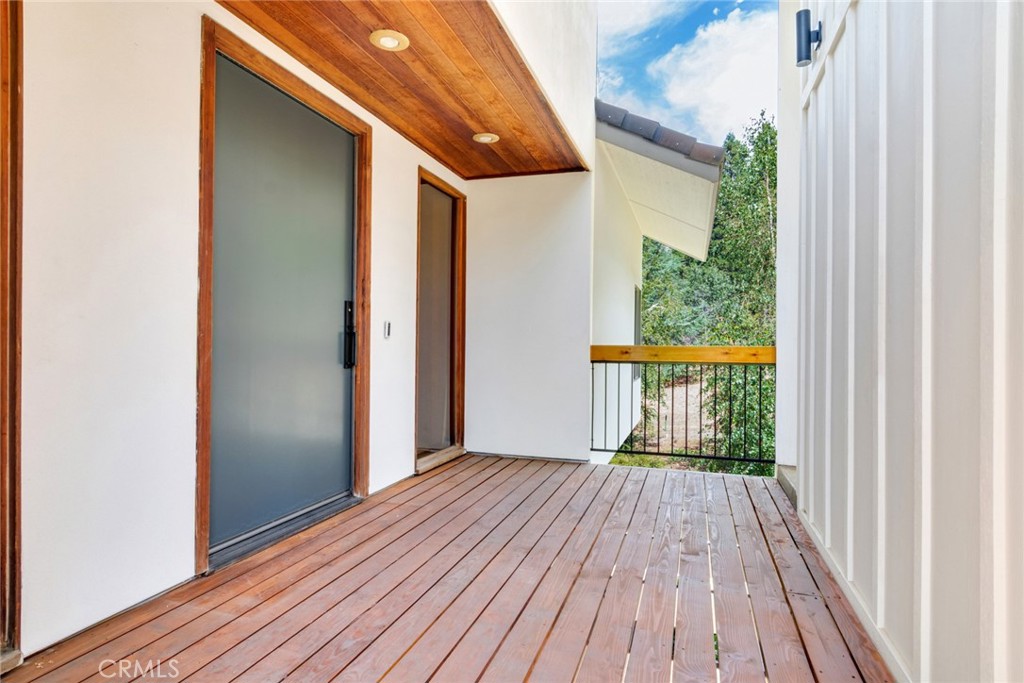 39155 Harris Road Oak Glen, CA 92399 - Photo 11 of 57 Gallery Image 11