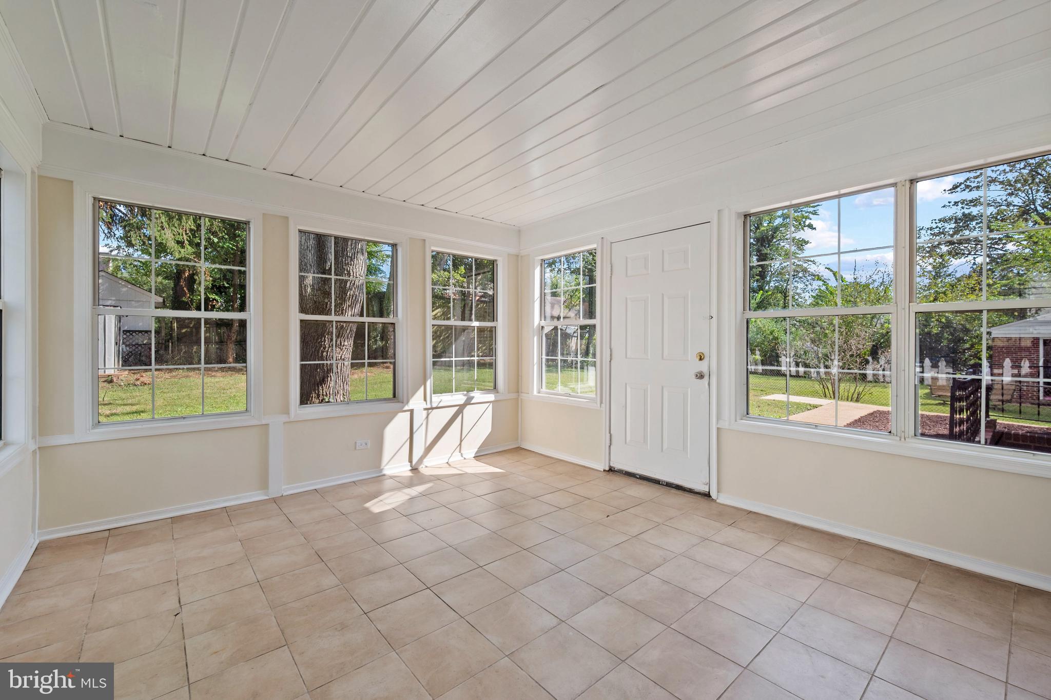 11807 Grandview Avenue Wheaton, MD 20902 - Photo 9 of 29