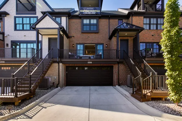 $1,374,890 | 668 Maple Street, Plymouth, MI 48170