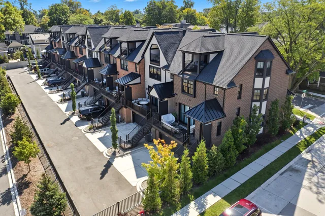 $1,374,890 | 668 Maple Street, Plymouth, MI 48170