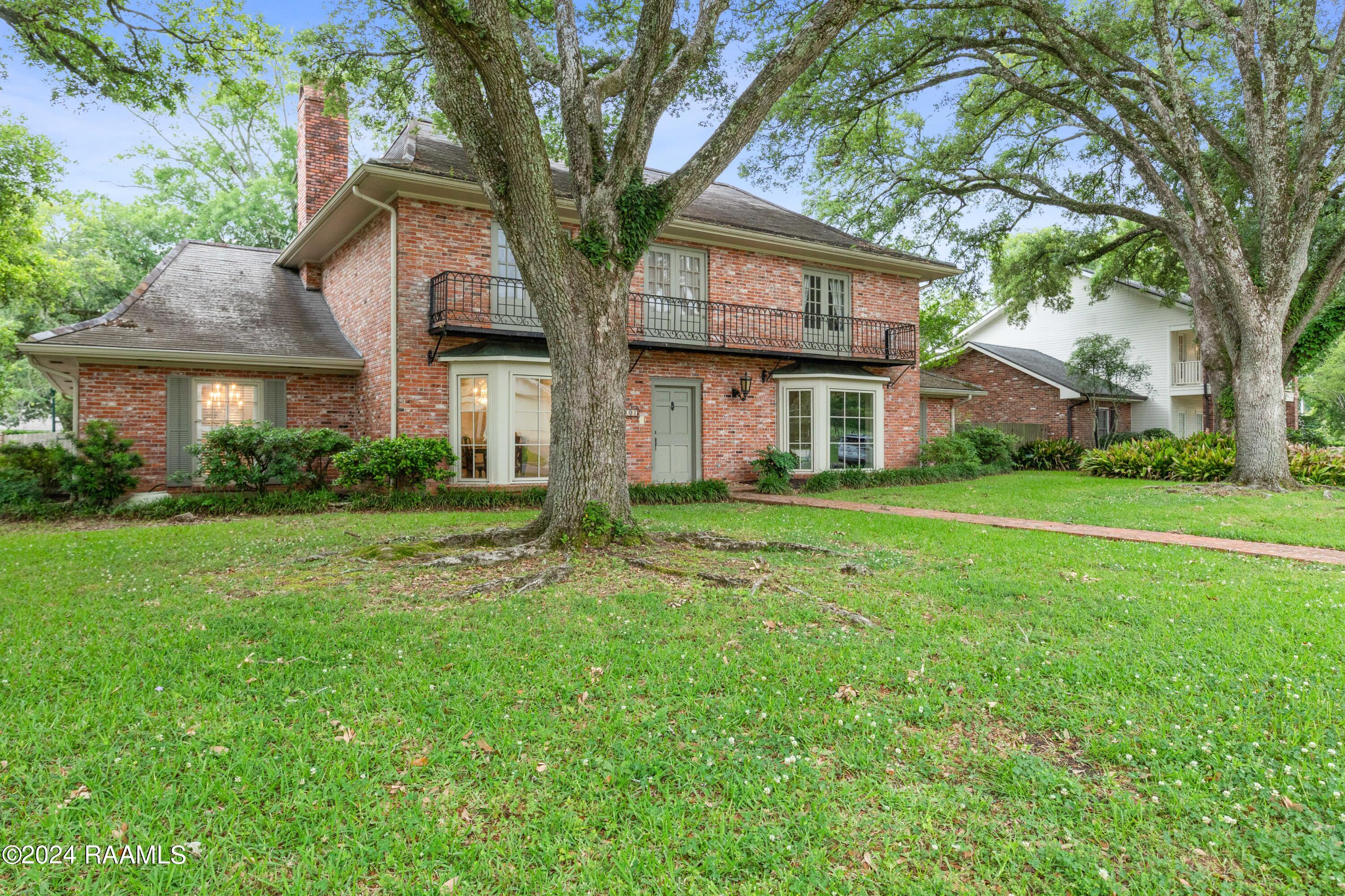 101 Stonehenge Road Lafayette, LA 70503 - Photo 4 of 48 101Stonehenge-4