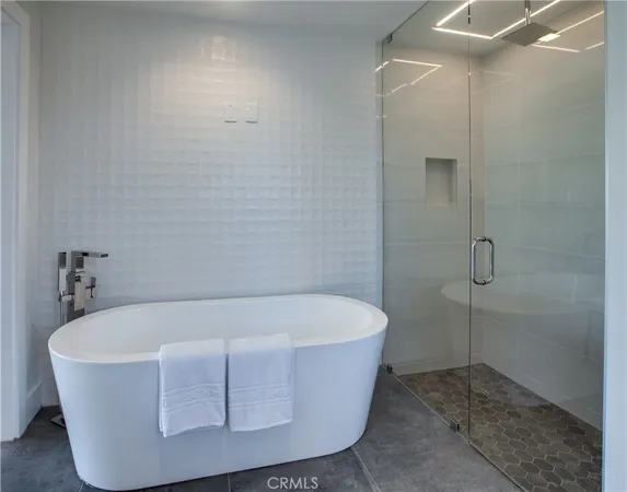 $25,000 | 324 St Andrews Road, Newport Beach, CA 92663