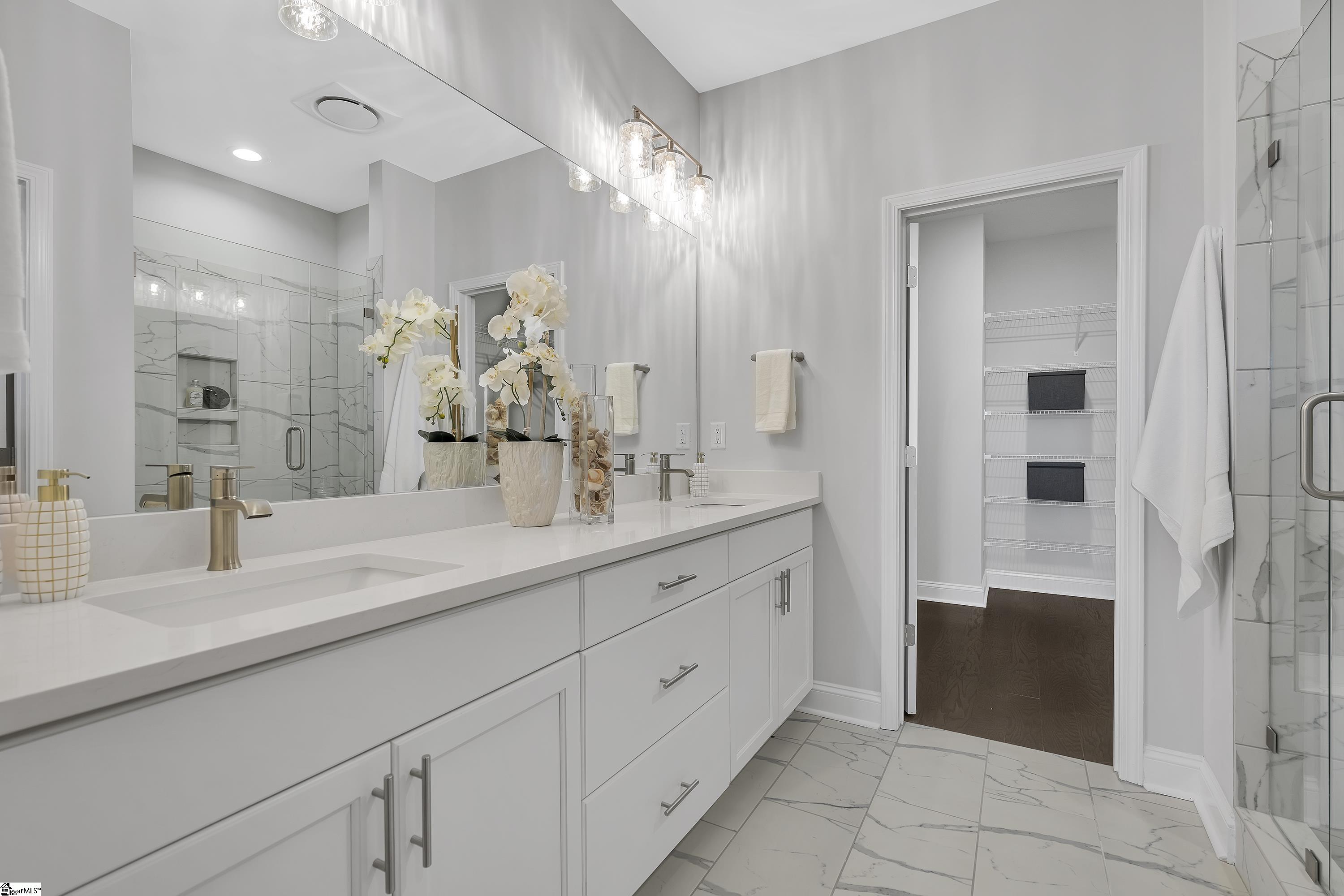 124 Green Heron Road Greenville, SC 29607 - Photo 14 of 25 Gallery Image 14