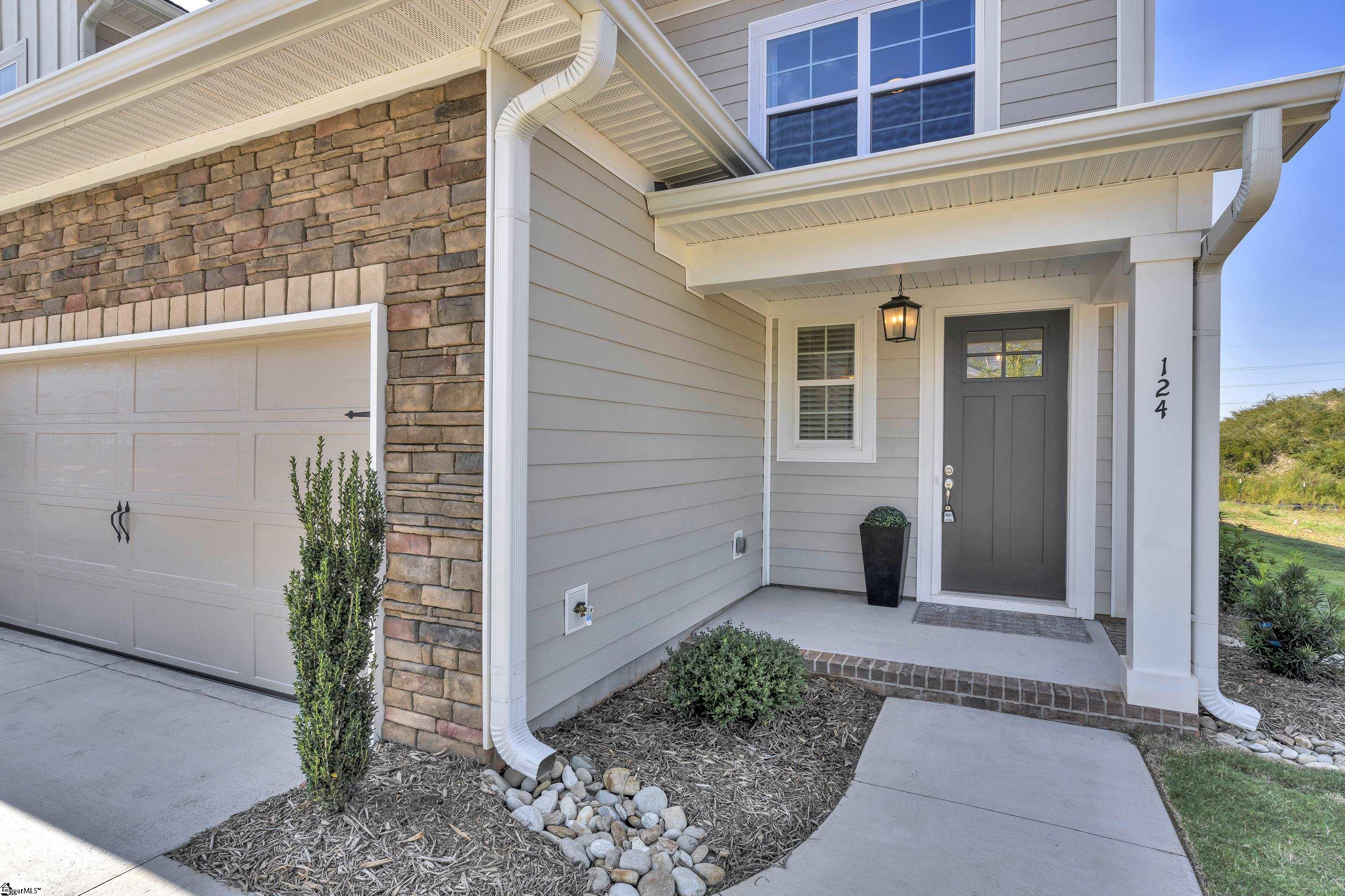 124 Green Heron Road Greenville, SC 29607 - Photo 3 of 25 Gallery Image 3