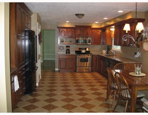 90 Firethorn Road Economy, PA 15005 - Photo 3 of 13 Kitchen.