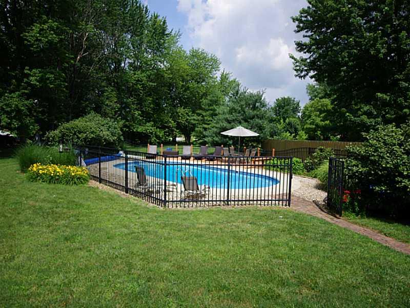 302 Leaning Tree Road Greenwood, IN 46142 - Photo 3 of 24 Gallery Image 3