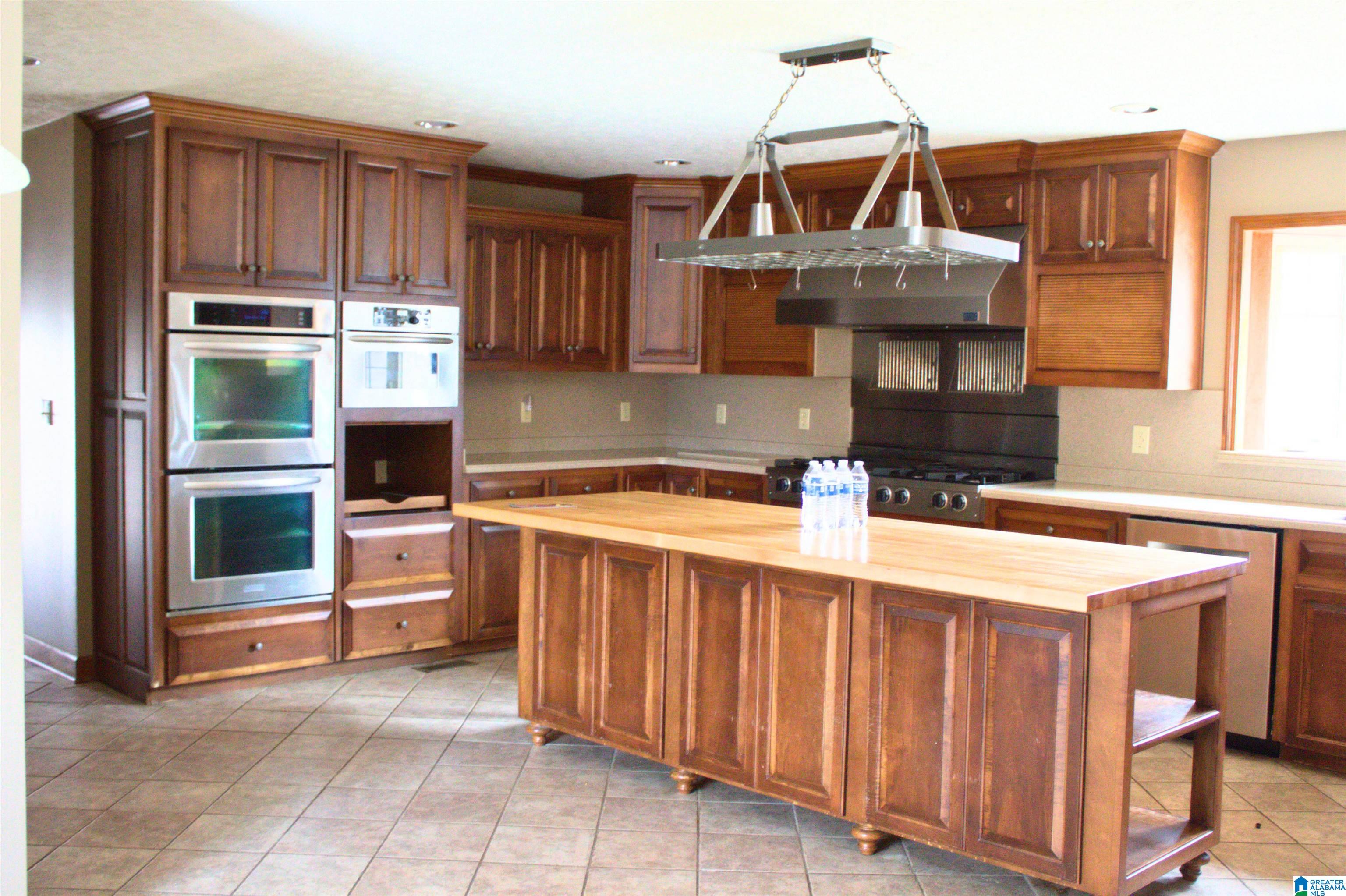 55 Benton Road Jacksonville, AL 36265 - Photo 5 of 42