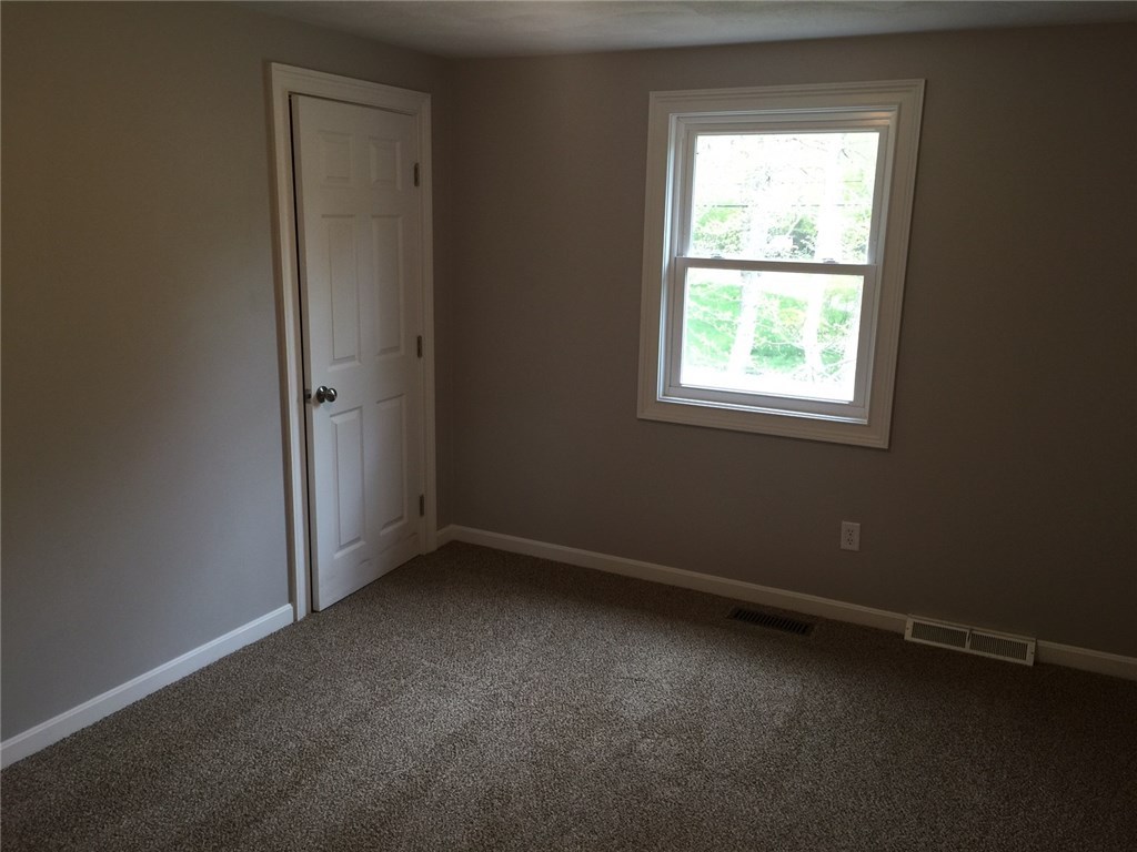 79 Old Rockville Road Hopkinton, RI 02833 - Photo 13 of 17 Gallery Image 13