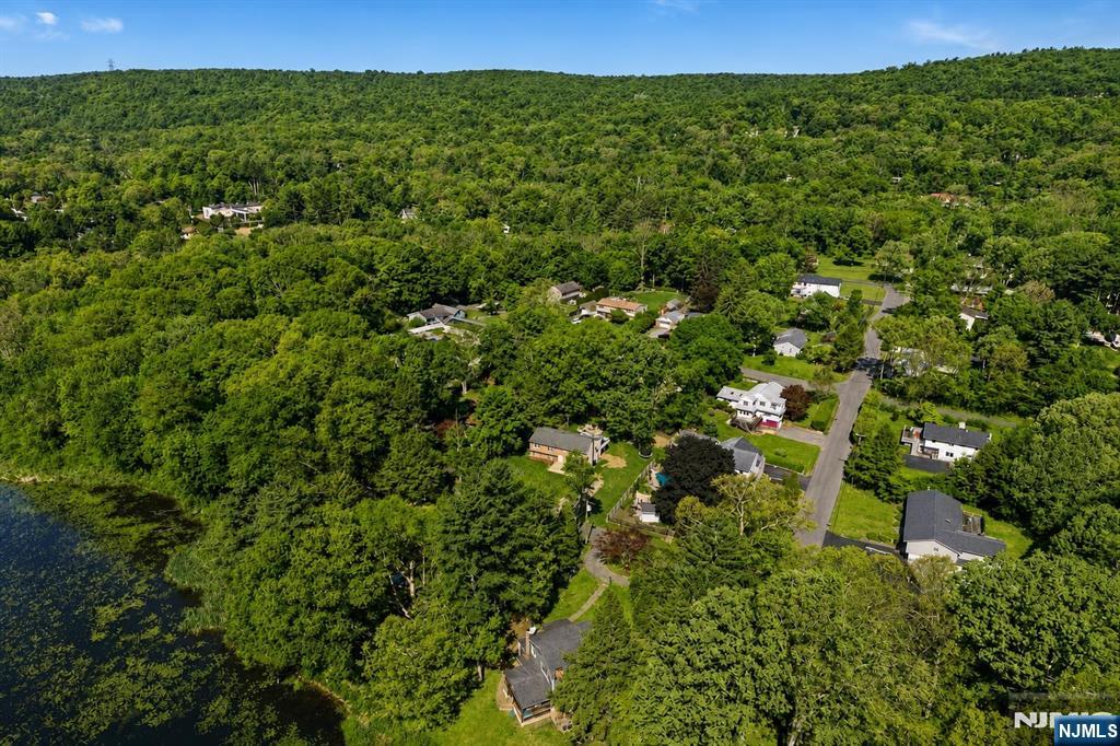 12 River Road Oak Ridge, NJ 07438 - Photo 27 of 36