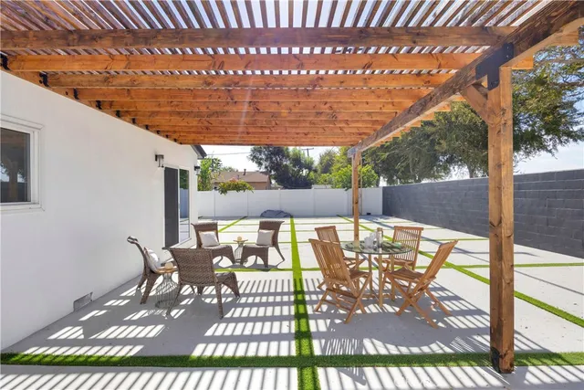 $1,199,000 | 338 South James Street, Orange, CA 92869