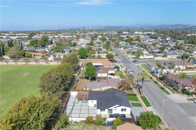 $1,199,000 | 338 South James Street, Orange, CA 92869