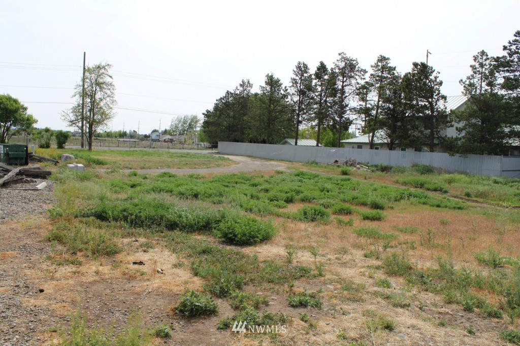 47 North Acres) Road, Unit 4 Ellensburg, WA 98926 - Photo 1 of 2 Gallery Image 1