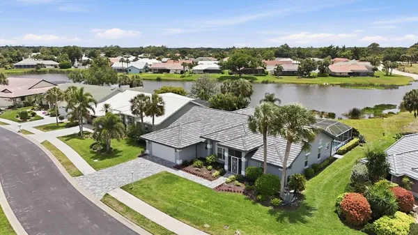 $585,000 | 1626 Liscourt Drive, Venice, FL 34292