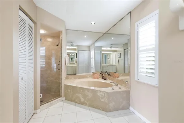 $585,000 | 1626 Liscourt Drive, Venice, FL 34292