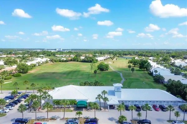 $585,000 | 1626 Liscourt Drive, Venice, FL 34292